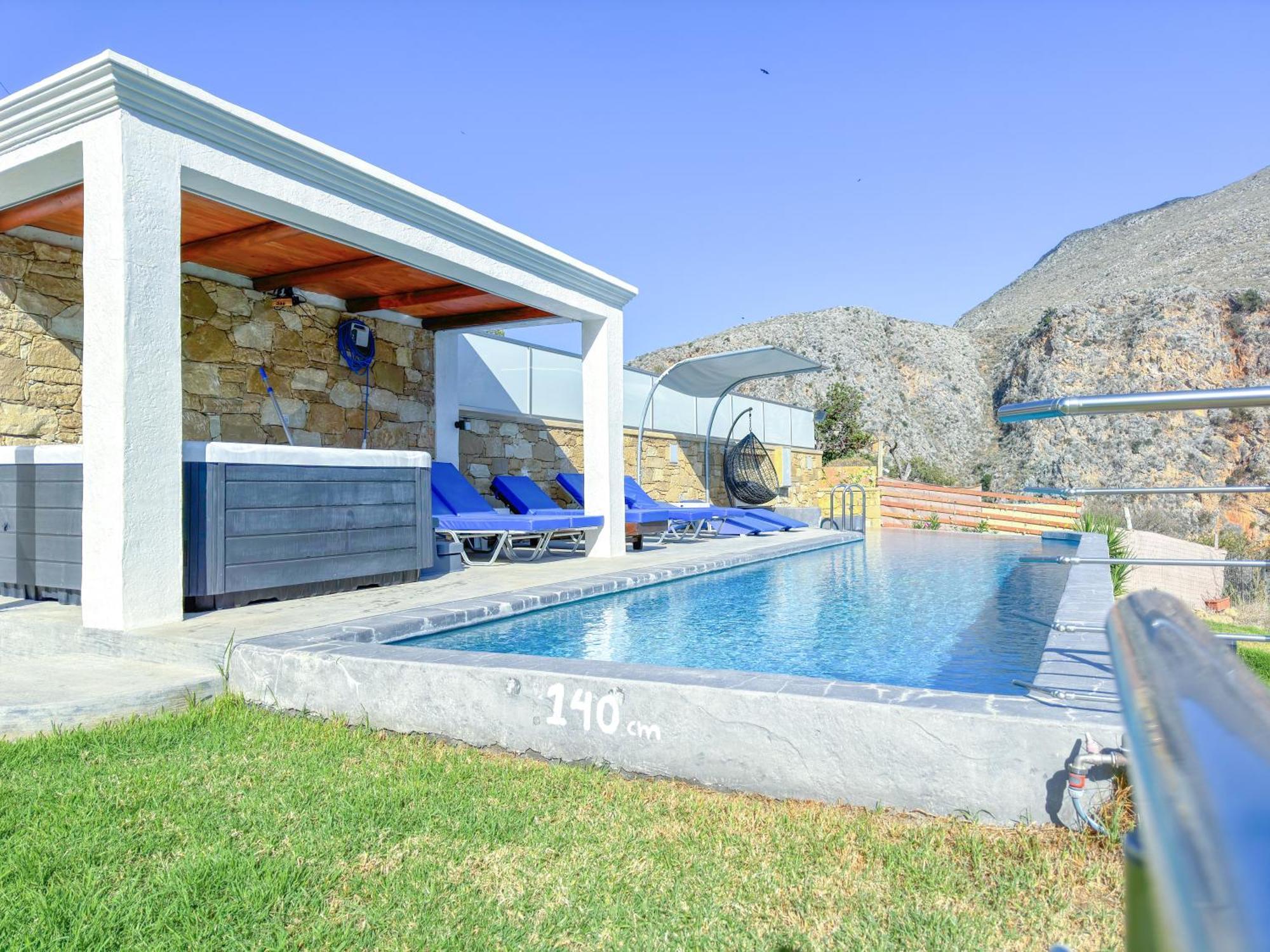 קיסאמוס Heated Private Ozone Salt Pool, Jacuzzi, Cinema, Ping Pong, Billiard, Ps5, Playground, Big Chess - Villa Rokka Luxe מראה חיצוני תמונה
