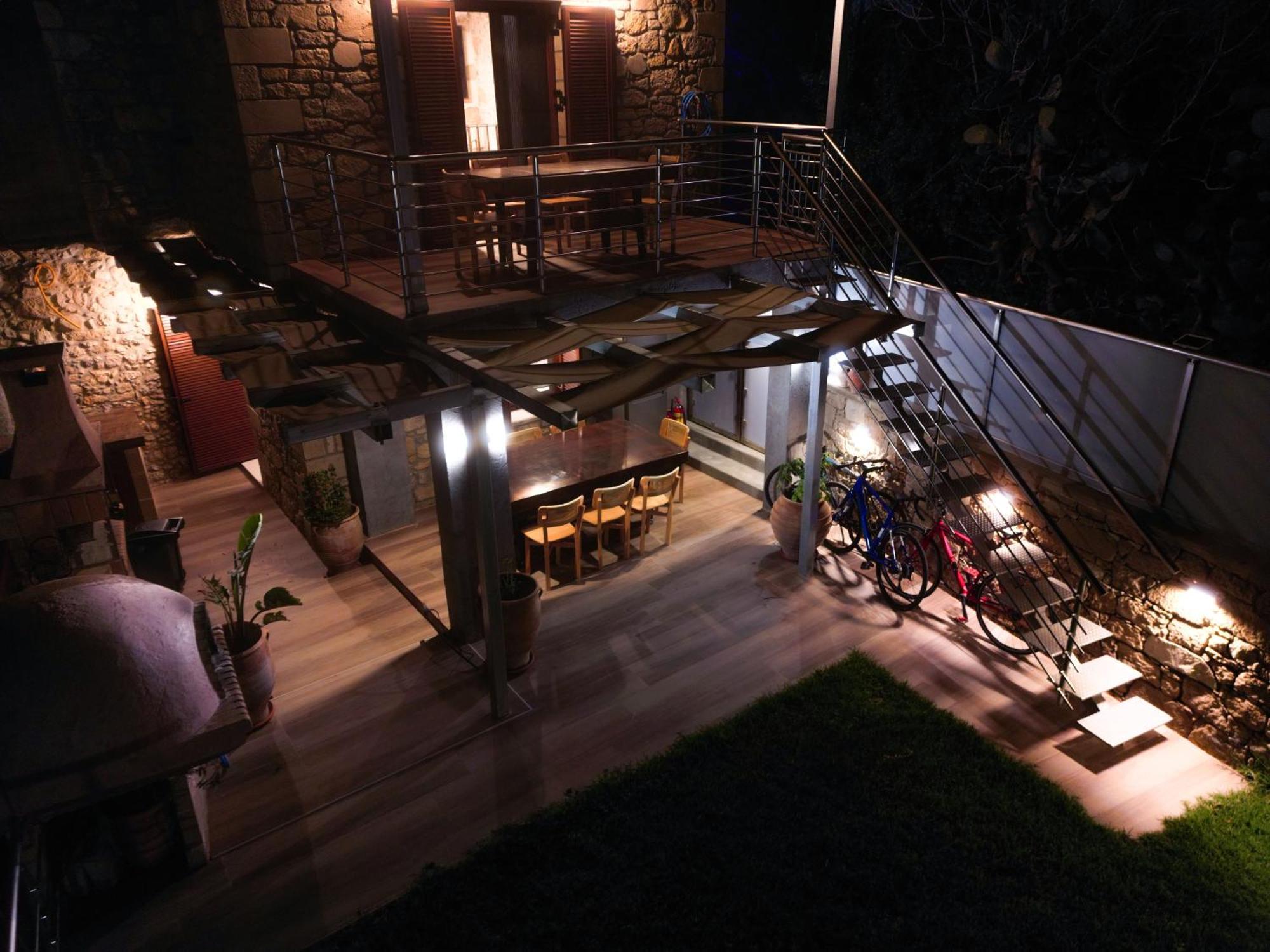 קיסאמוס Heated Private Ozone Salt Pool, Jacuzzi, Cinema, Ping Pong, Billiard, Ps5, Playground, Big Chess - Villa Rokka Luxe מראה חיצוני תמונה