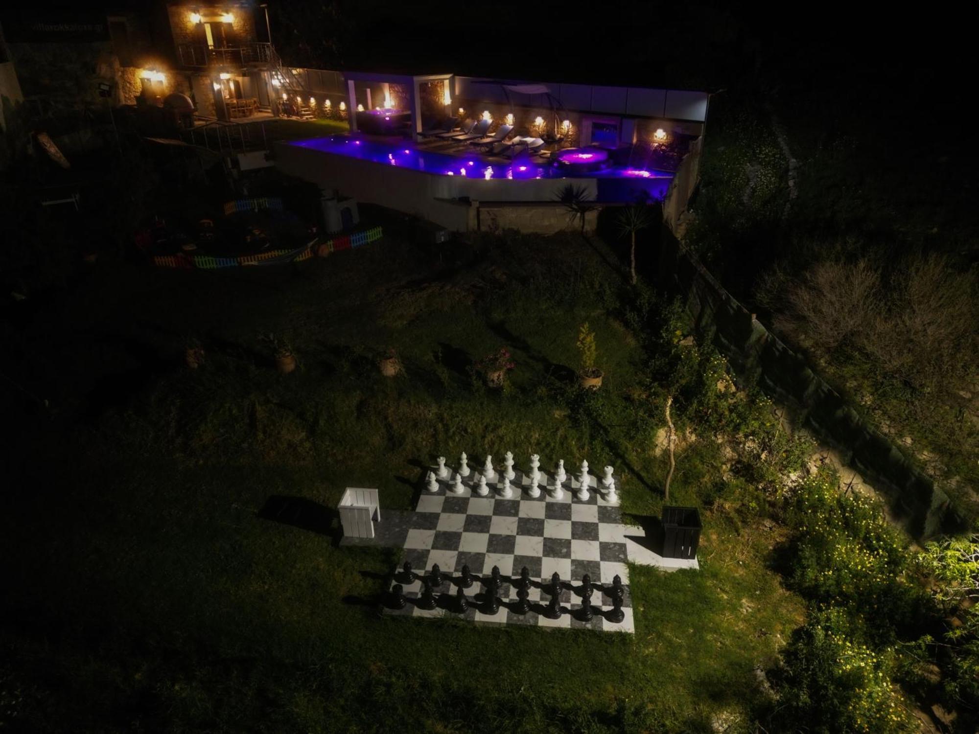 קיסאמוס Heated Private Ozone Salt Pool, Jacuzzi, Cinema, Ping Pong, Billiard, Ps5, Playground, Big Chess - Villa Rokka Luxe מראה חיצוני תמונה