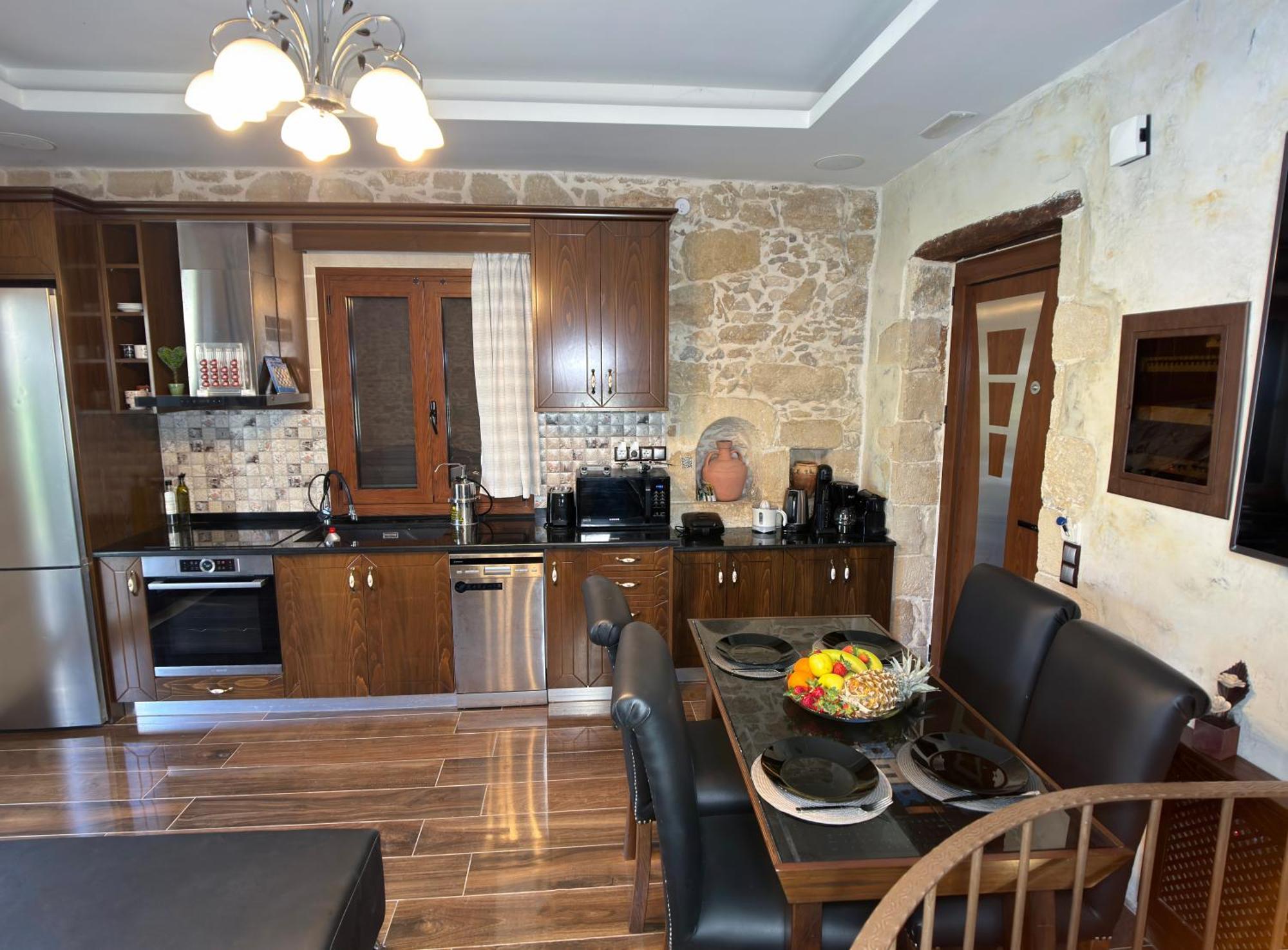 קיסאמוס Heated Private Ozone Salt Pool, Jacuzzi, Cinema, Ping Pong, Billiard, Ps5, Playground, Big Chess - Villa Rokka Luxe מראה חיצוני תמונה