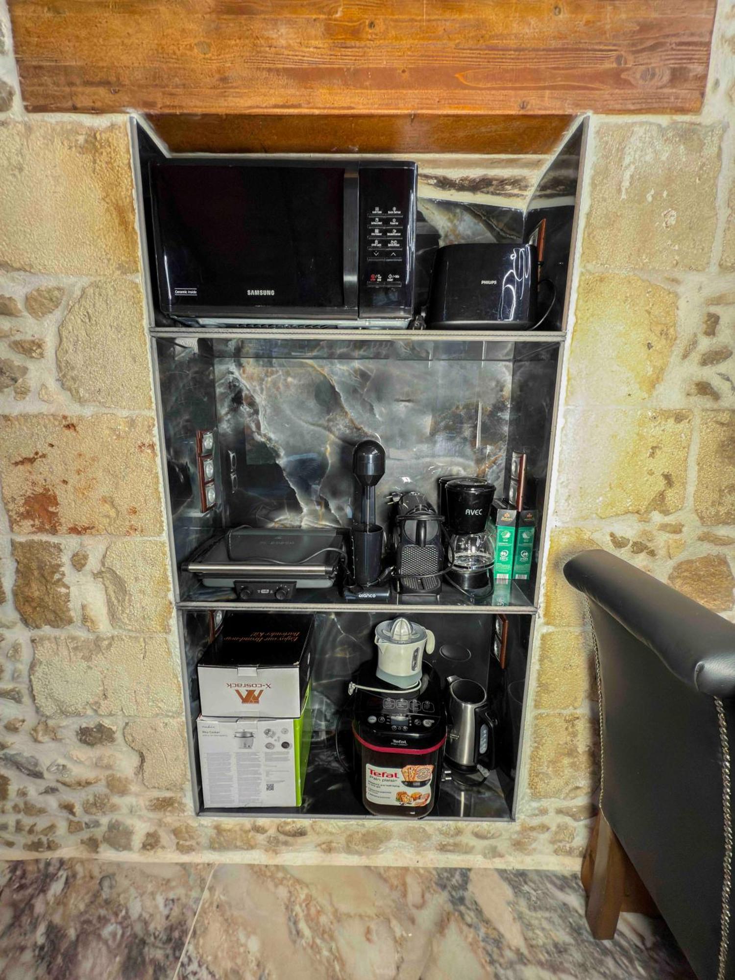 קיסאמוס Heated Private Ozone Salt Pool, Jacuzzi, Cinema, Ping Pong, Billiard, Ps5, Playground, Big Chess - Villa Rokka Luxe מראה חיצוני תמונה